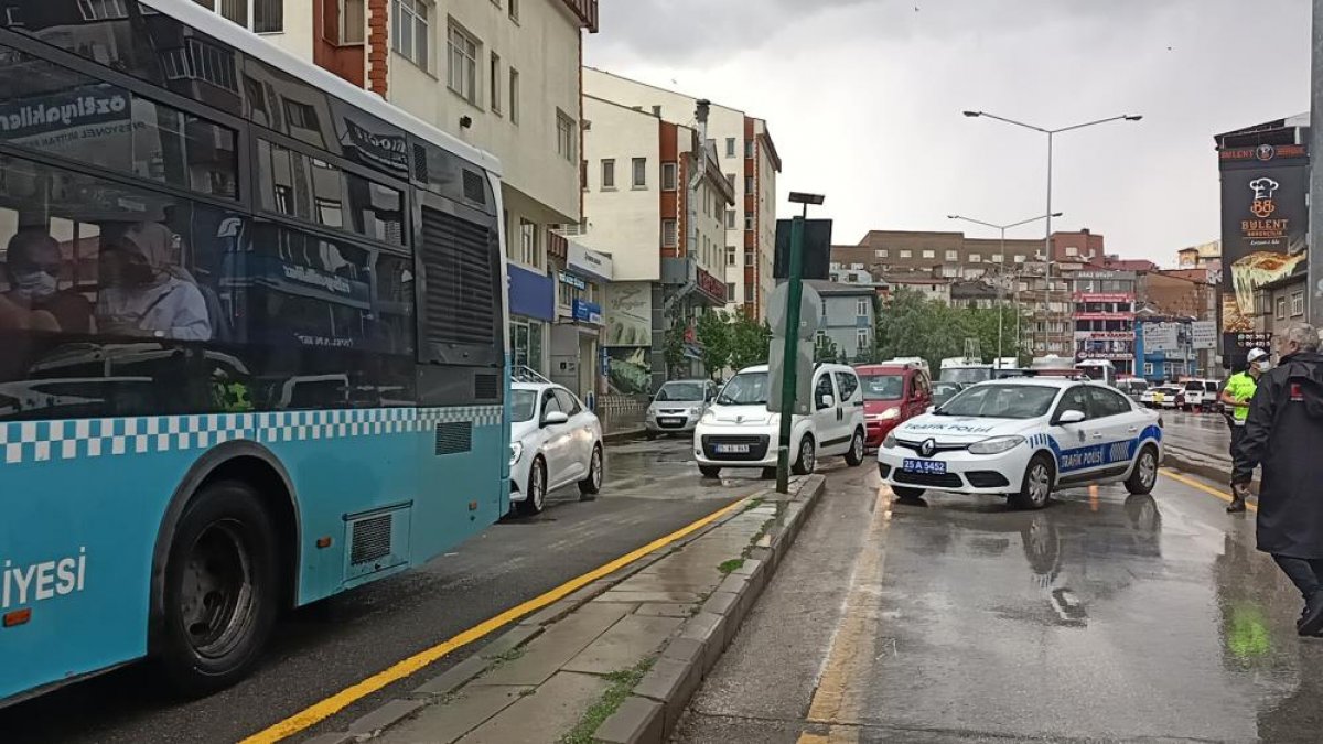 Erzurum da sağanak yağış etkili oldu #4
