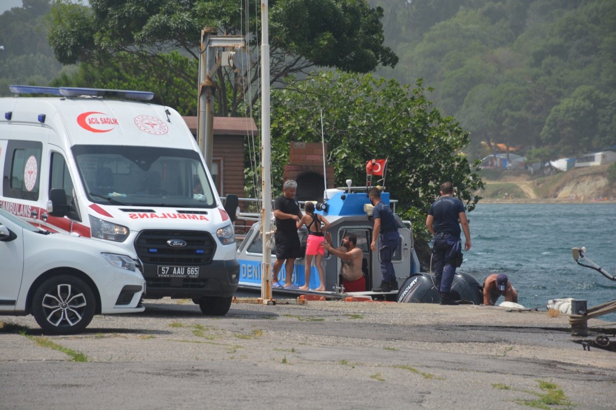 Sinop ta boğulma tehlikesi geçiren 4 kişi kurtarıldı #2
